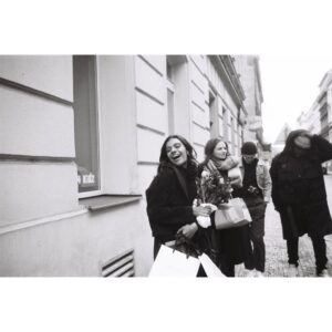 Madeleine Madden Instagram - Birthday in Praha 
📸 @sibelameti