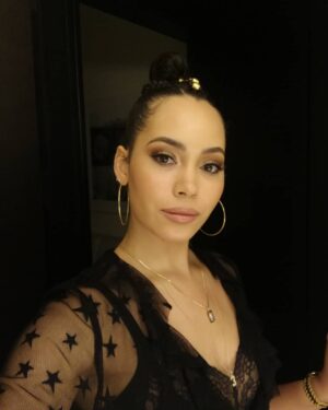 Madeleine Mantock Instagram - New York 🗽 @takishahair and @billieegene got me feeling like a princess ✨ #nycc2018
