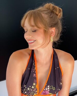 Madeleine Arthur Instagram - 🍊crush