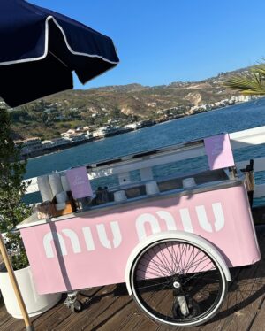 Madeleine Arthur Instagram - @miumiu summer club was dreamy 🏄‍♀️ 🌊🍦⁣
⁣
⁣
 #MiuMiuClub ⁣ ⁣
