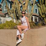 Madeleine Humphries Instagram – “Hey! We do what we do best. We improvise, all right?”

Recognize this 🏡? 

Love these 📸 by @joshakatz 
Thank for such a fun and chill shoot! Always love working with you!