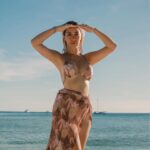 Madeleine Humphries Instagram - I get my energy from the sun and the water 🌞🌊
