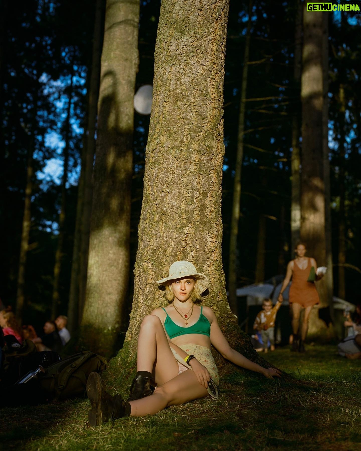 Madeline Brewer - 4.9K Likes - I am a taurus and I love trees and Jack took this photo of me and I love it!!!!!