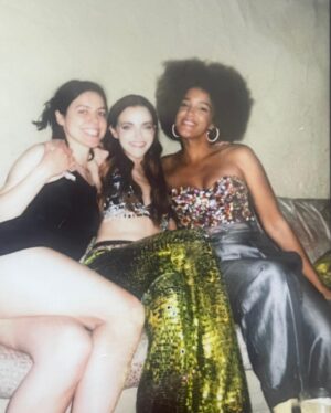 Madeline Brewer Instagram - 20s farewell tour has concluded 
thank u to everyone who helped me ring in a new decade with LOTS of glitter 
i love being alive. i wake up every day with a sense of promise about the day and where i fit in it. i haven’t always felt this way and i am so grateful to be here. i love the friends i’ve made in these 30 years and i can’t wait to know them all for another 30  more.