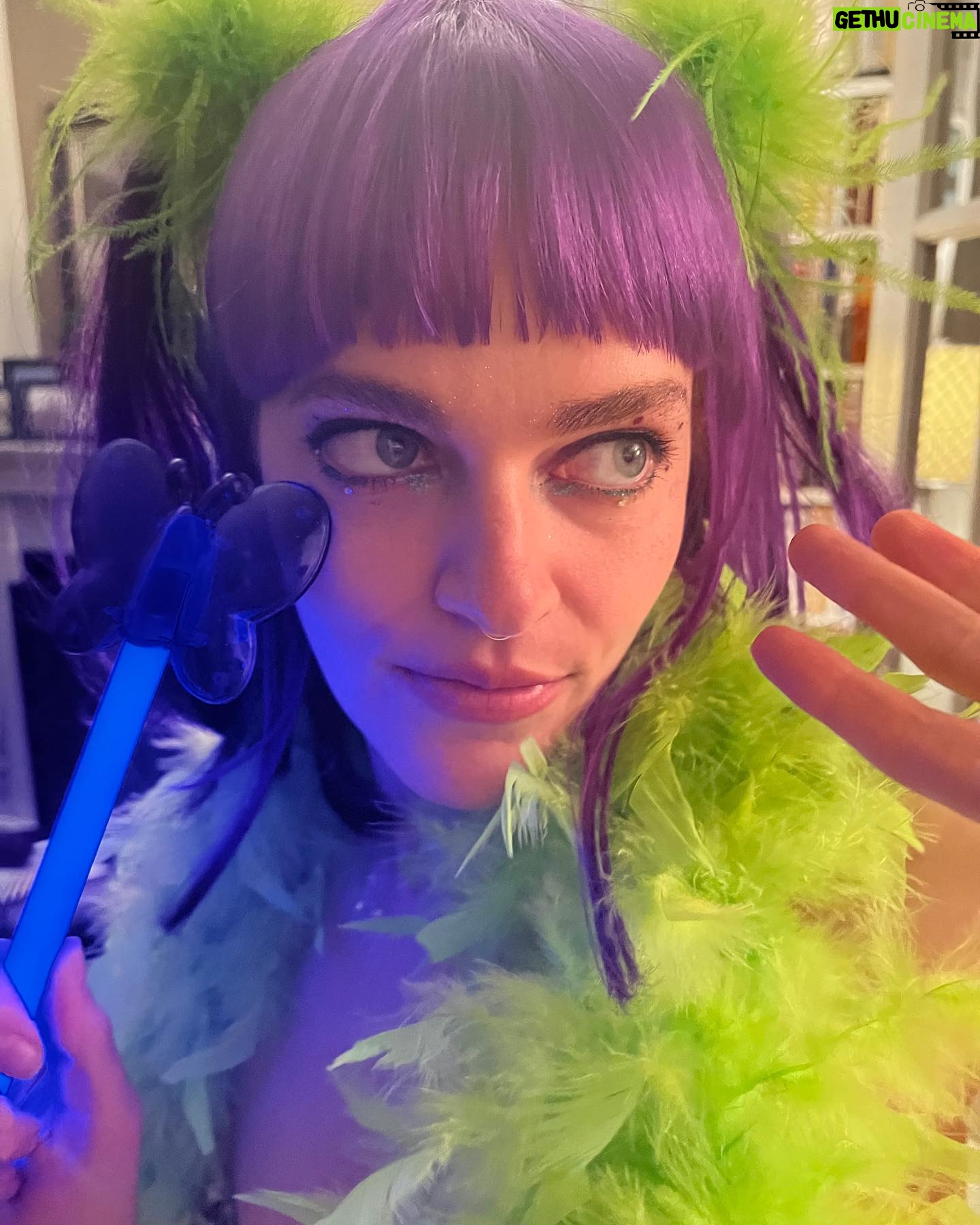 Madeline Brewer - 5.9K Likes - i love my life and i love green and purple and glitter and being thirty