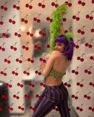 Madeline Brewer Instagram - i love my life and i love green and purple and glitter and being thirty