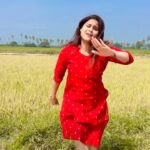 Madhu Reddy Instagram - One of my favourite song🔥 @madhureddy_official #instagram #insta #reelsinstagram #reels #reelsfeelit #reelsfeed #viral #mass #trendingsongs #dance #dancer #yuvasena #yuvasenasongs #trend #trendingreels #trendingnow