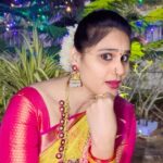 Madhu Reddy Instagram - Priyatama nivachata kusalama😘 Saree @missammacollections2023 #instagram #insta #reels #reelsinstagram #reelsviral #reelsinsta #reelslovers #trendingreels #songs #expression #expressions #viral #viralreels #trendingreels #trend #trendingnow #reelsfeelit #reelsfeed #reelsfeelit❤️#balasubramaniam #singers #