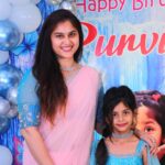Madhu Reddy Instagram - Love u chitti talli❤️ @purvikaareddy Photography @bheemesh_6 #instagram #insta #reels #feed #reelsinsta #reelslovers #mother #motherlove #motherdaughter #motherlife #happy #happylife #feelings #viral #viralreels #viralinstagram #happyfamily #instareels #reelstrending #telugu #telugusongs #telugumovies