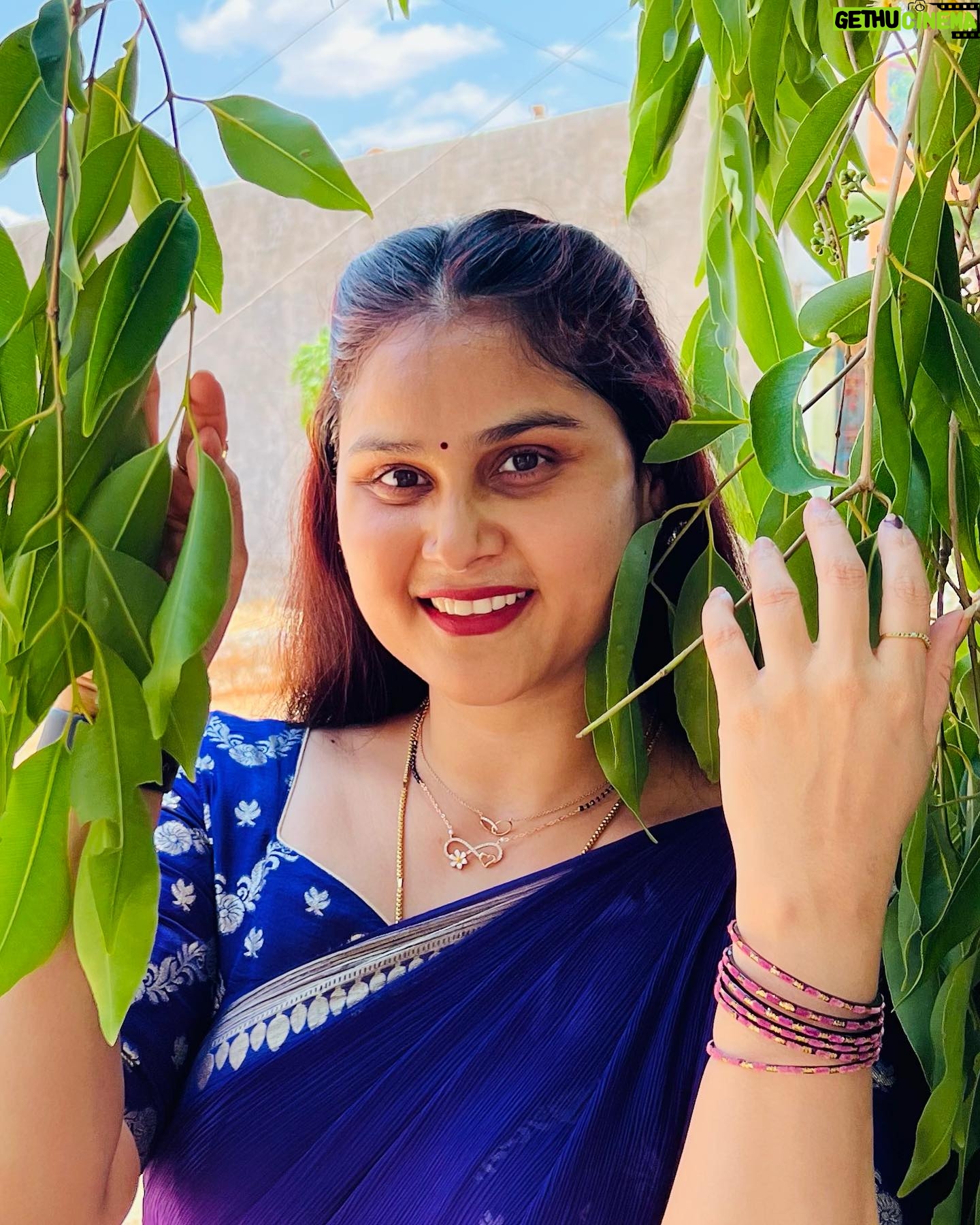 Madhu Reddy Instagram - Because of your Smile,you make life More beautiful’’ Saree @suhaicollections #instagram #insta #madhureddy #madhureddy_official #madhureddyactor #purvikaa #purvikaareddy #viral #viralpost #viralreel #telugu #music #feel #mood #treditional #bluesaree #sareelove #sareefashion #sareelover #sareelovers #sareecollection #sareestyle #sareeaddict #suhaicollections #sareedraping #viralinstagram #viraldance #musiclover #reach #reaching