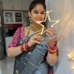 Madhu Reddy Instagram - Andariki Dipawali Subhakankshalu 🪔 Blouse @pravallis_boutique Saree @missammacollections2023 #instagram #insta #diwali #diwalivibes✨ #diwali2023 #festival #festivaloutfit #festivalseason #treditional #treditionallook❤️ #viral #trending #picoftheday #photographer #viralpost #viralposts #madhureddy_official #diwalirangoli