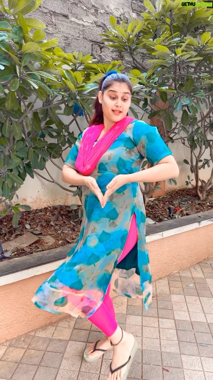 Madhu Reddy Instagram - Lingi lingi lingidi π₯ π€ now trending #viral #viralvideos #viralreels #trendingreels #reelsvideo #reelsfeelit #reels #reelsviral #reelslovers #dance #movie #moviesongs #music #kotabommali #songslyrics