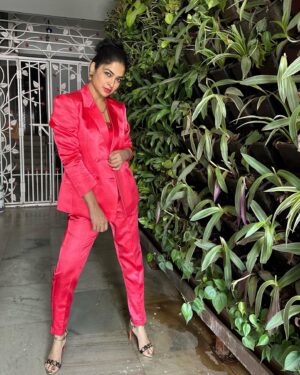 Madhumitha Instagram - You are the presenter of you, be the best, be unique ❤️ #hotpink #blazer #designer #WithLoveSivaMadhu #pink