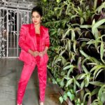 Madhumitha Instagram – You are the presenter of you, be the best, be unique ❤️ #hotpink #blazer #designer #WithLoveSivaMadhu #pink
