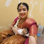 Madhuri Braganza Instagram - I wonder if being an actual bride is this much fun.🥇 . . #filmwife #onset #behindthescenes #feelitreelit #grateful #feels #lordithankyou #spray #kollywood