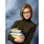 Madhuri Braganza Instagram - Yearbook pictures who dis 👀 No thanks AI; this was lots of fun though.🥲 . . #yearbook #ai #ilikemebetter #inreallife #butthisiscool #epik #aiapps #aigeneratedart #aiyearbook #lol
