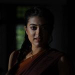 Madhuri Braganza Instagram - Some intense expressions captured by @shalupeyad on the set of our Malayalam film Varaal that was subsequently dubbed in Telugu too.🩶🤎🖤 . . #film #behindthescenes #mollywood #tollywood #varaal #cinema #indiancinema #intense