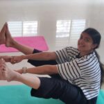 Madhuri Braganza Instagram – Yoga breaks mental barriers, more than physical ones for me.🙃 
Just you go and try it okay thanks.
Happy International Yoga Day!❤️
Thank you @vishwabhaavniyoga for your patience and guidance. I enjoy every moment!🥺
.
.
#newskills #newartforms #internationalyogaday #yogaday #yoga #yogalove #nofear #asanas #poserforlife #butinadifferentway
