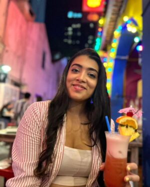 Madhuri Braganza Instagram - The streets of Singa and I - A love story.😍
#madtravels