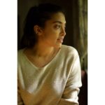 Madhuri Braganza Instagram - 'Humour is the sunshine of the mind' 💯♥️ -Edward Lytton Shot by @nim.is.hh , unedited. . . #headshots #closeups #expressions #portfolio #indoorshots #beautyshots #upcloseandpersonal #closeupshots #nimishjainphotography