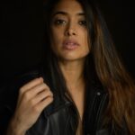 Madhuri Braganza Instagram – Loving yourself is not something that just happens, it’s a choice you make every damn day.🖤
Loving yourself is what makes you want to develop your mind, look after your body, take care of your heart and nurture your soul.✨
Also, raw/unedited @nim.is.hh photographs > treated/ edited @nim.is.hh photographs 🫡
#portraiture #indoorphotography #indoorsy #humanphotography #portfoliopictures #portfolioshots #portraits #minimalism #allblack #nofilter #poserforlofe #nimishjainphotography #loveyourself #loveyourbody