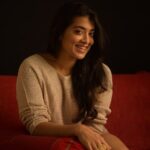 Madhuri Braganza Instagram – Ladies, you feel me 💇🏻‍♀️🥲
.
.
#feelitreelit #haircutreels #shitposting #posthaircut #conversationreels