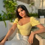 Madhuri Jain Instagram - Chumma casual ah 🤍🫶