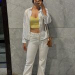 Madhuri Jain Instagram - Chumma casual ah 🤍🫶
