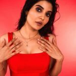 Madhuri Jain Instagram – 🔪 

Jewellery @malabargoldanddiamonds 

📸: @palaniappansubramanyam 
Stylist : @keerthysampath 
Make up: @kaviyaartistry_off 
Hair: @puii__geminie