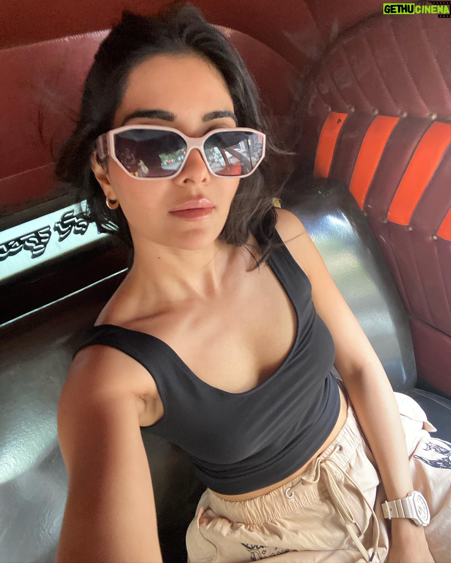 Madhuri Jain Instagram - Happy, energetic and tired auto selfies . Most productive days . Mumbai , I will miss you and I ll see you soon ❤️