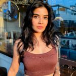 Madhuri Jain Instagram – Let me 
letme 
lemme 
🤎🤍