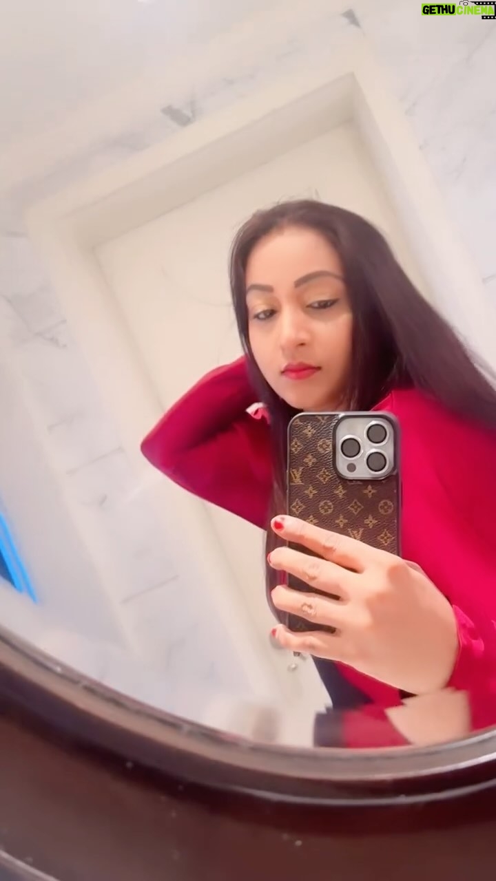 Madhusree Sharma - 3 Likes - Dilbar Dilbar …….❤️💫
#dilbar #madhusreesharma #explore #explorepage #reelsinstagram #trending #reels