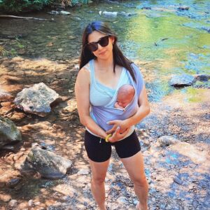 Madison Cheeatow Instagram - 5 minute walk in nature, got 30 mosquito bites. 26 of them on my butt.