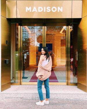 Madison Cheeatow Instagram - 🙋🏻‍♀️💁🏻‍♀️🙇🏻‍♀️🕺
