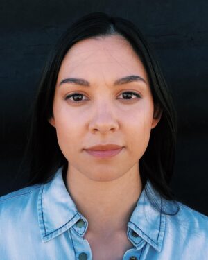 Madison Cheeatow Instagram - Enter frown lines. 

@annie.c.parkinson takes a decent continuity photo 💁🏻‍♀️