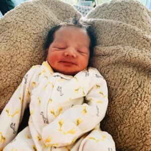Madison Cheeatow Instagram - Okay, little pandemic baby arrived 11 days early (definitely a Spoke) with a luscious head of Cheeatow hair.  His name is Noah. 👶🏻
