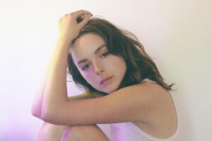 Madison Davenport Instagram - “Monsters” goes live Tonight at 9pm PST!!! I’m so excited to finally be putting music out there and to be sharing it with you guys! The first of many to come…
#weregoingonanadventure #newmusic #originalmusic #newartist #monster 

*Pre-save link in bio*