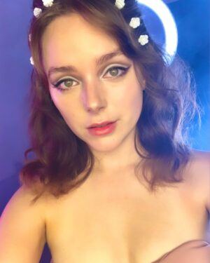 Madison Davenport Instagram - Thank you for listening to “Oh Shit!”!!! Your support, streams, and follows mean everything. I love being able to share music with you all. 
If you haven’t heard it yet? Well mosey on over to my bio for the link🦋
#independentartist #femaleartists #ohshit #madisondavenport