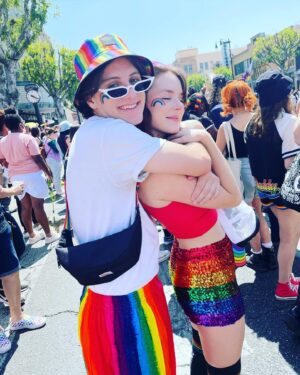 Madison Davenport Instagram - 🌈🌈🌈 #pridemonth 🌈🌈🌈
Hello I’m Bisexual and proud! My little brother is gay and proud!! My mom is proud as fuck of both of us! 💕💕

#beproud #pride🌈 #pride