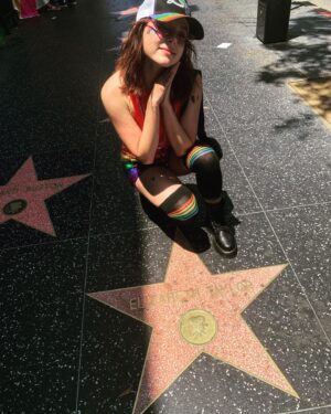 Madison Davenport Instagram - 🌈🌈🌈 #pridemonth 🌈🌈🌈
Hello I’m Bisexual and proud! My little brother is gay and proud!! My mom is proud as fuck of both of us! 💕💕

#beproud #pride🌈 #pride