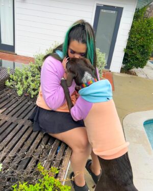 Madison De La Garza Instagram - Twins 💙 @sparkpawsofficial