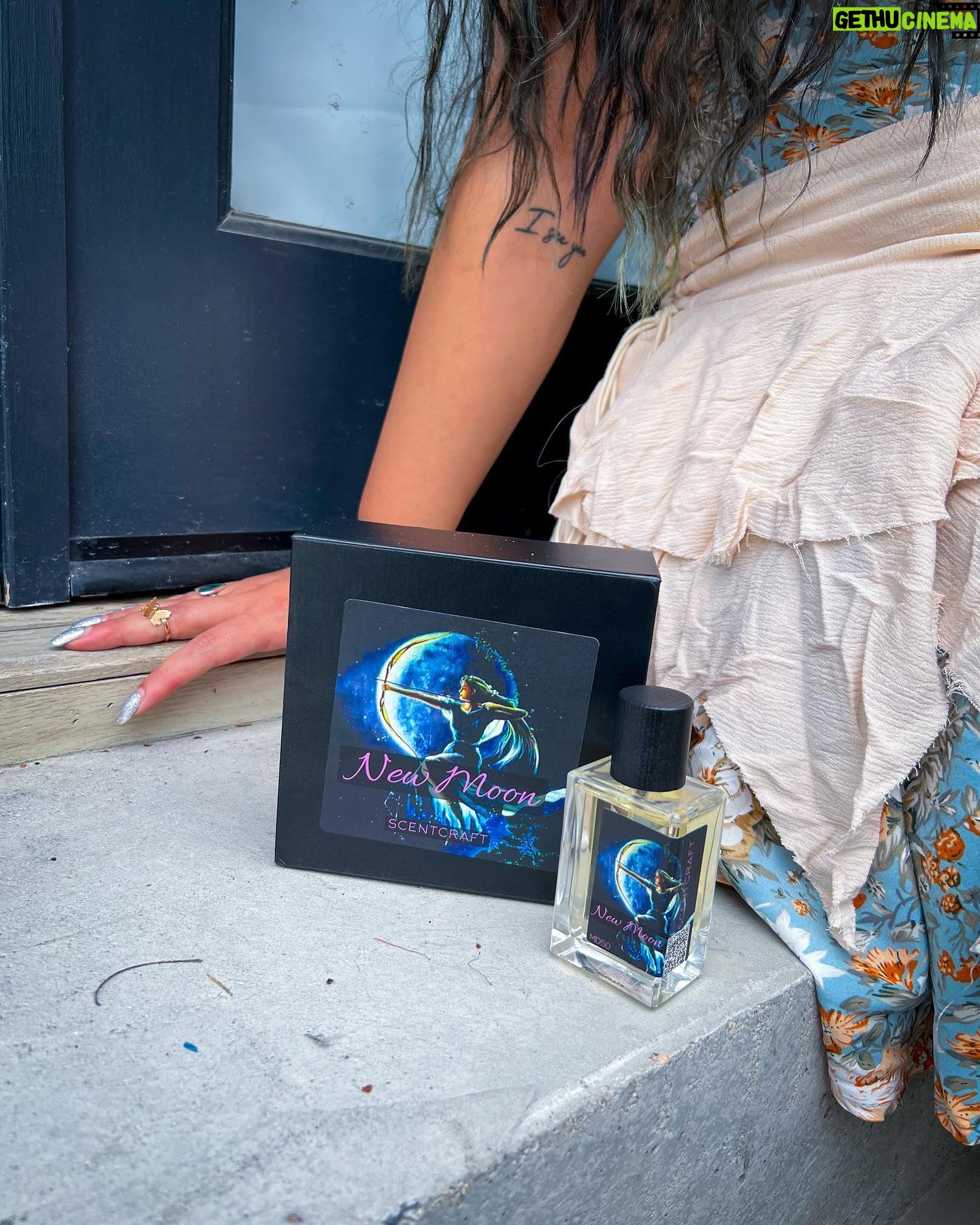 Madison De La Garza Instagram - #NewMoonPerfume is available online this Friday 💙✨