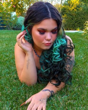 Madison De La Garza Instagram - Announcement coming tomorrow at 9am PST 💙✨