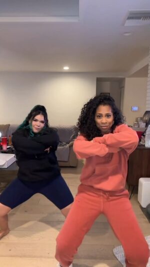 Madison De La Garza Instagram - Back dancing with my sisterrrr @cali.aka.sarah ❤️❤️