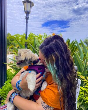 Madison De La Garza Instagram - if olly doesn’t like you, i don’t either. sorry he makes the rules 🤷🏻‍♀️
