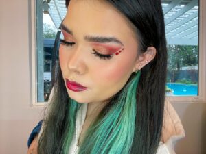 Madison De La Garza Instagram - Shadow, lashes, lips & gems by @rudecosmetics ❤️ “Nerdy” Eyeshadow Palette linked in my bio!