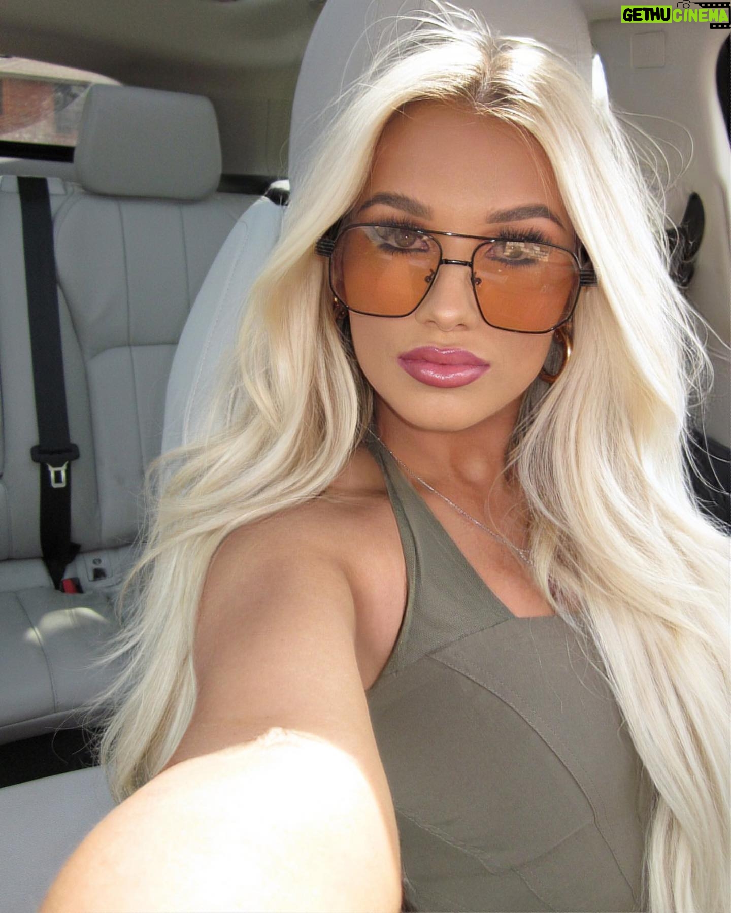 Mady McLanahan - 6.2K Likes - i can be ur passenger princess