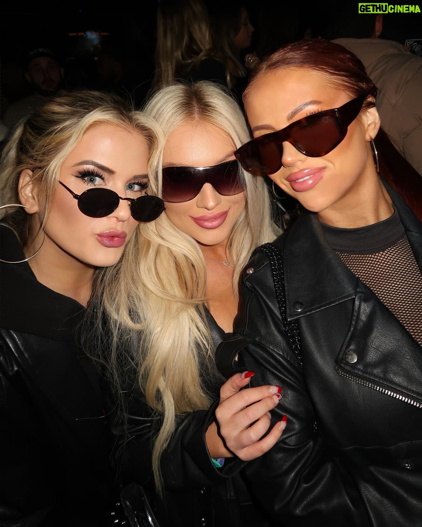 Mady McLanahan - 8.9K Likes - telling my kids these were charlieās angels