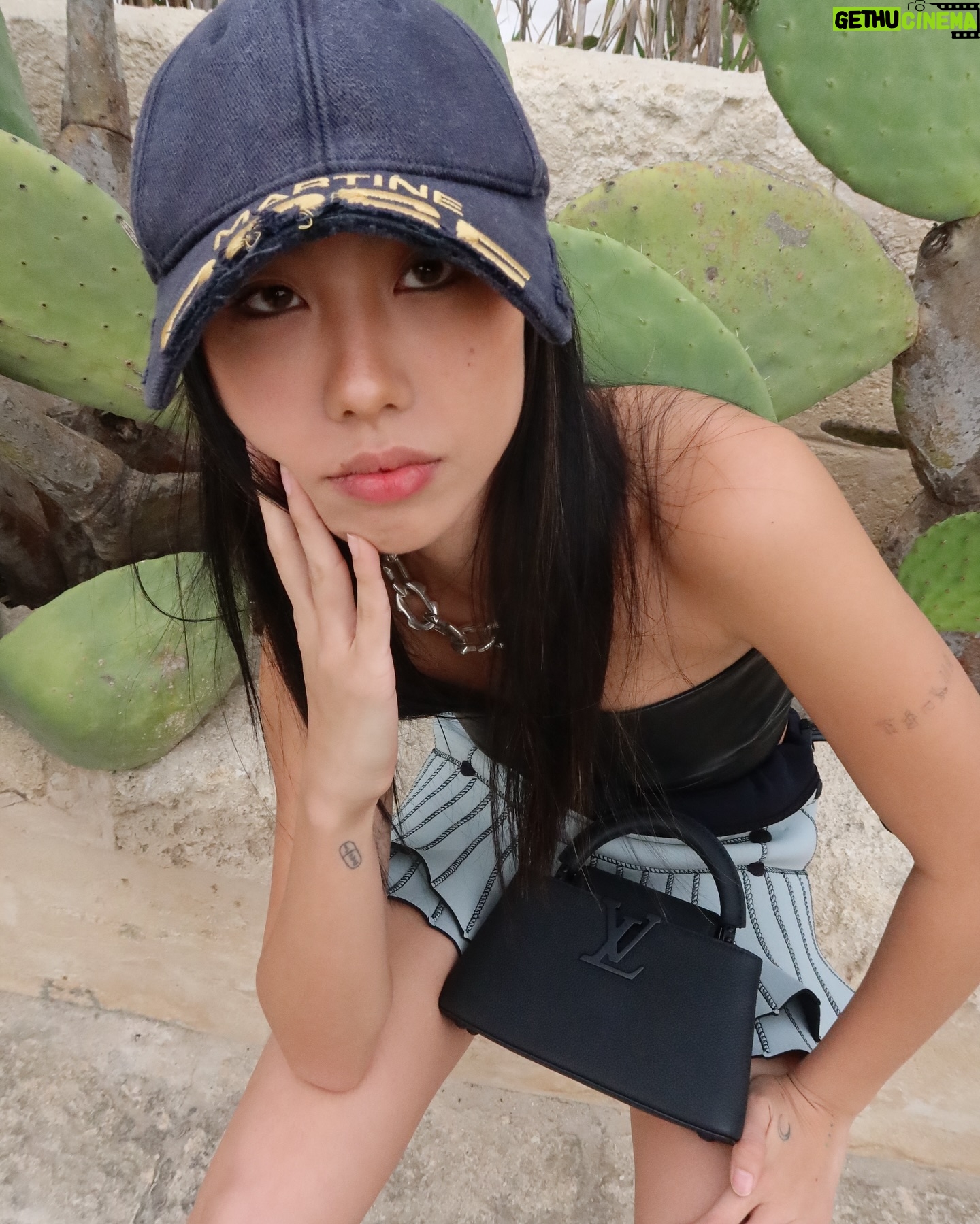 Mae Tan Instagram - ✅ fit checkkkk @louisvuitton