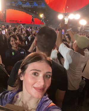 Maeeva Amin Instagram - Worth the wait , worth going thru’ insane traffics too. 😍😍😍😍😍😍Belum bisa move on . #coldplayinjakarta2023